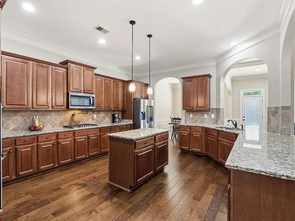 property-image-3