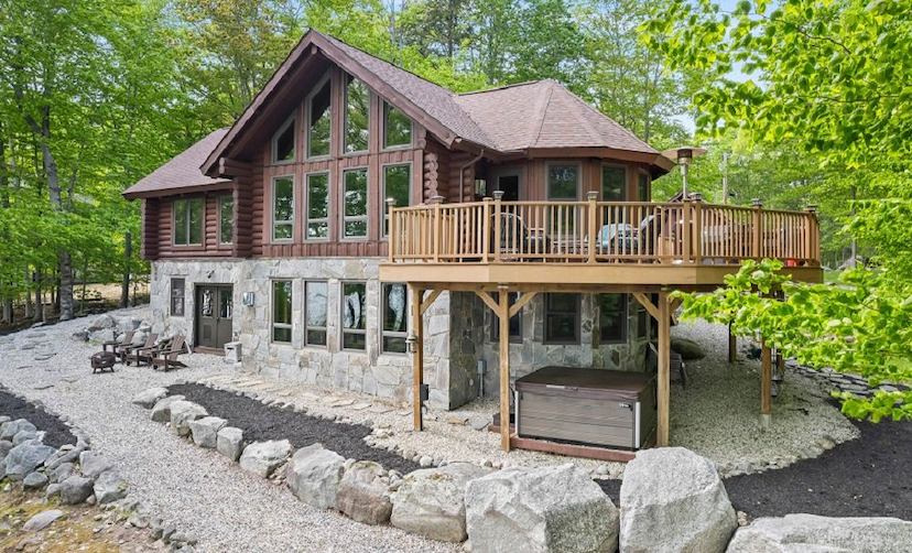 Lakefront Paradise