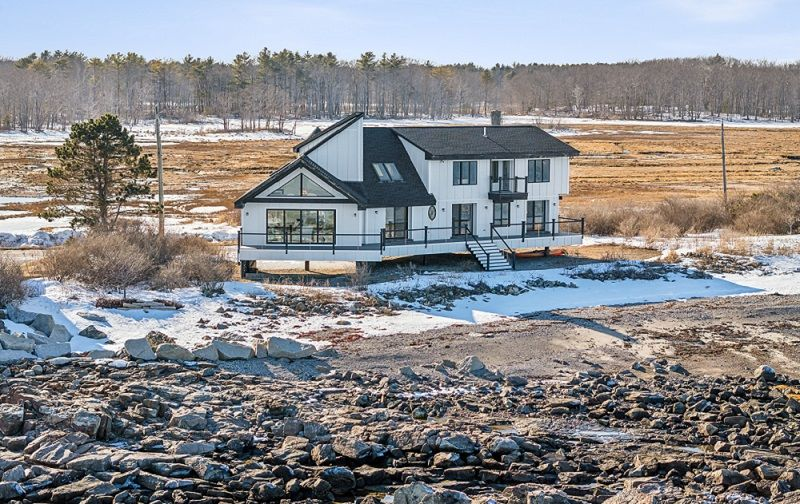 107 Marshall Point Road