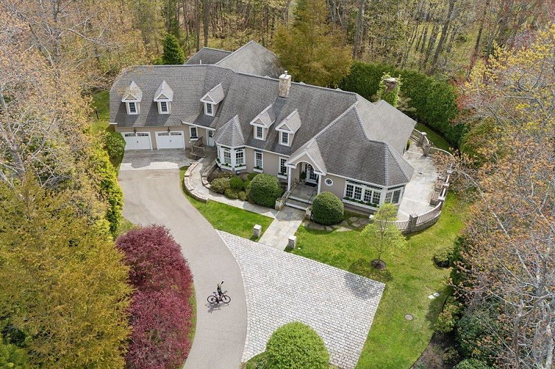 11 Clubhouse Drive