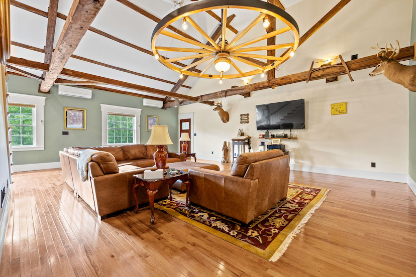 Urban Style Meets Country Charm