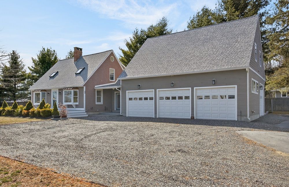 28 Coggeshall Lane
