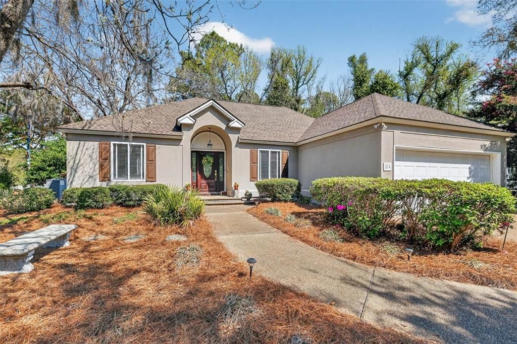214 W Davis Cup Court