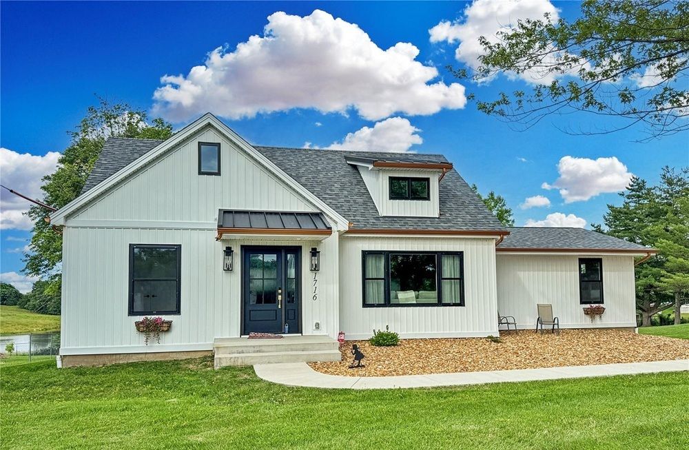 5465 S Lake George Rd