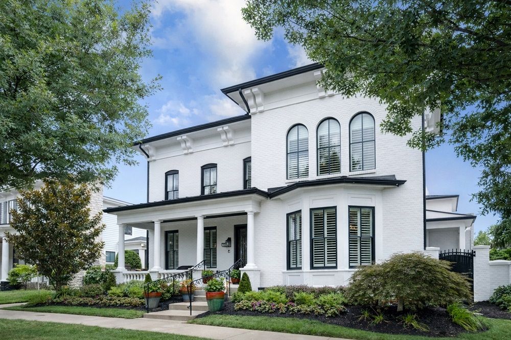 Why 8909 Dolls Eyes Street Wins The Race For Modern Family Living