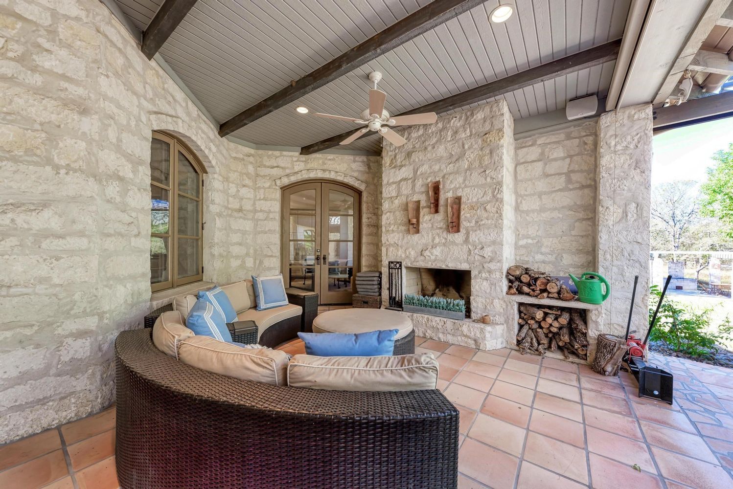 property-image-4