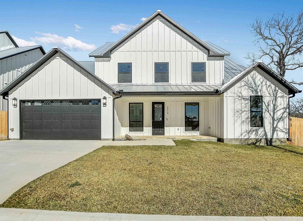 2419 Cherry Lane