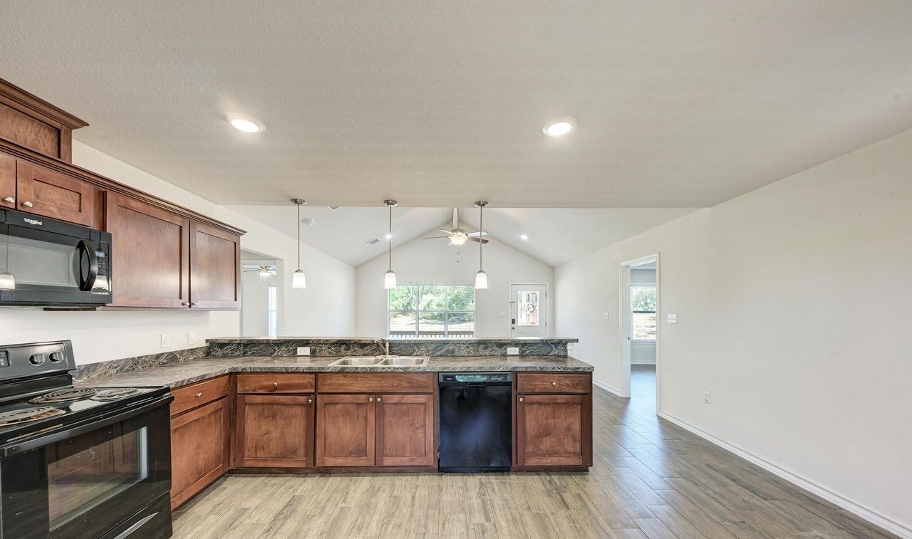 property-image-3