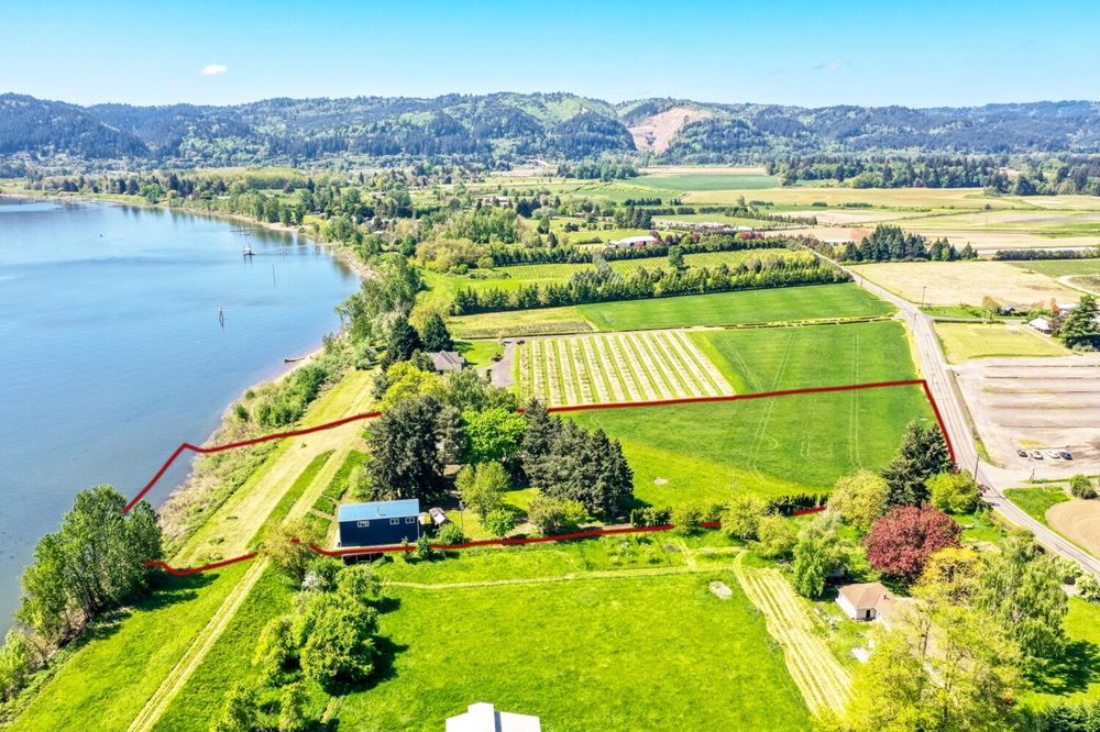 River Front Sauvie Island