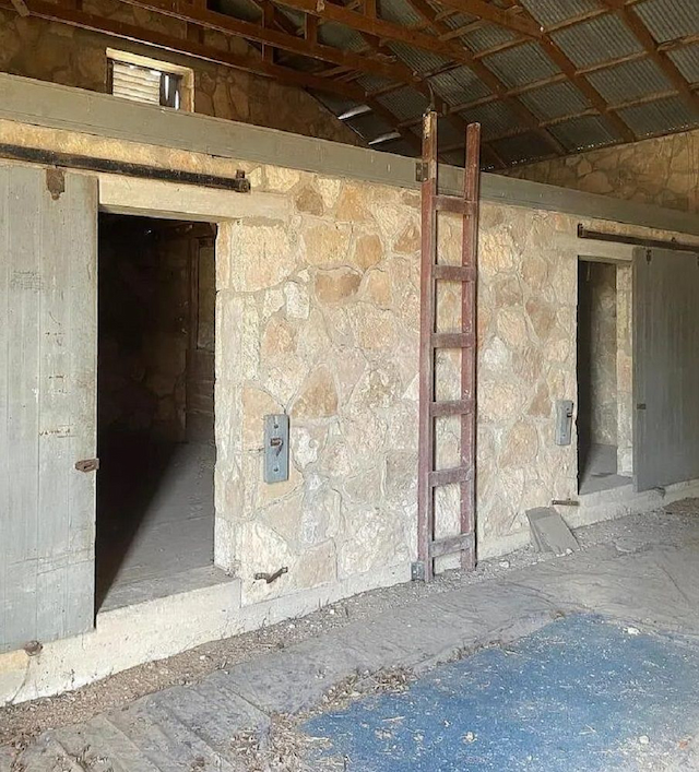 property-image-3