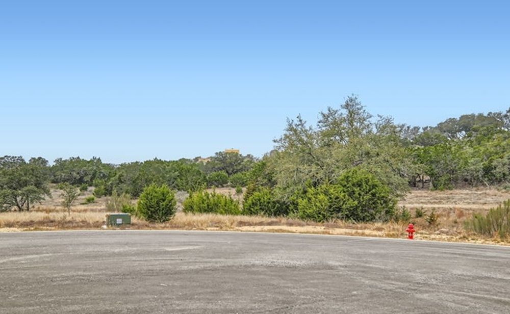 34717 Mayer Oaks
