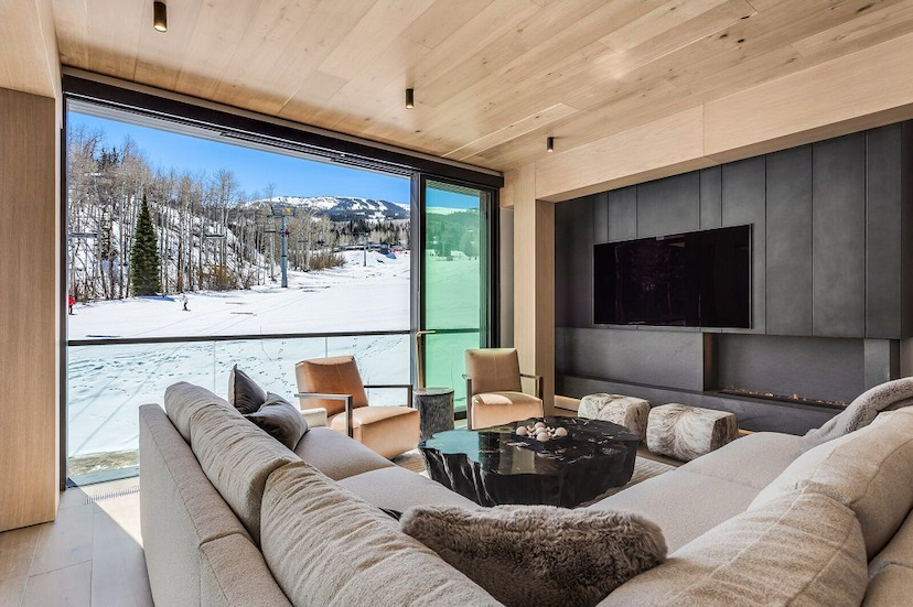 Experience Luxury Living At Aura Your Private Mountain Oasis