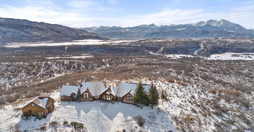 2103 Ten Peaks Mesa Road