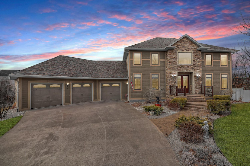 828 Saddlewood Ct