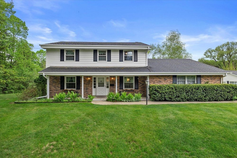 Well Loved & Private Home