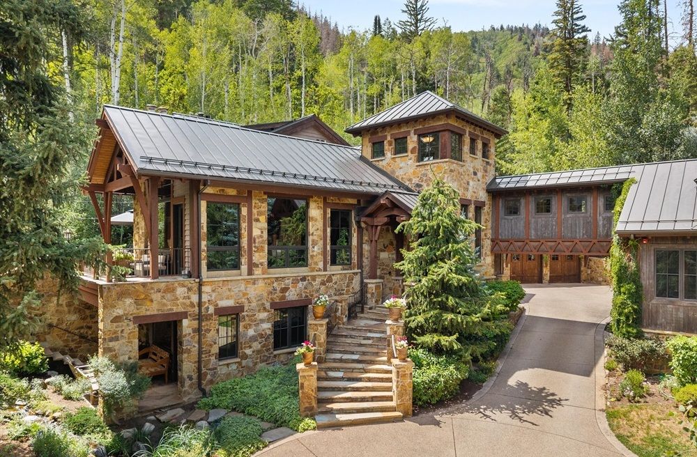 Experience Refined Mountain Living In The Exclusive Morningstar Subdivison