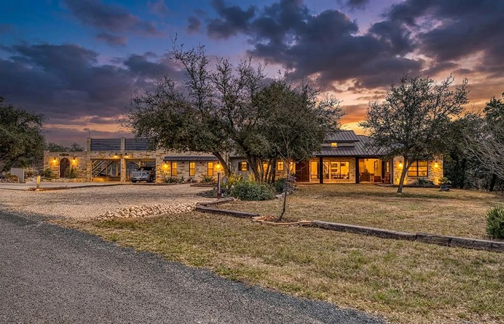 1575 Mountain Valley Drive