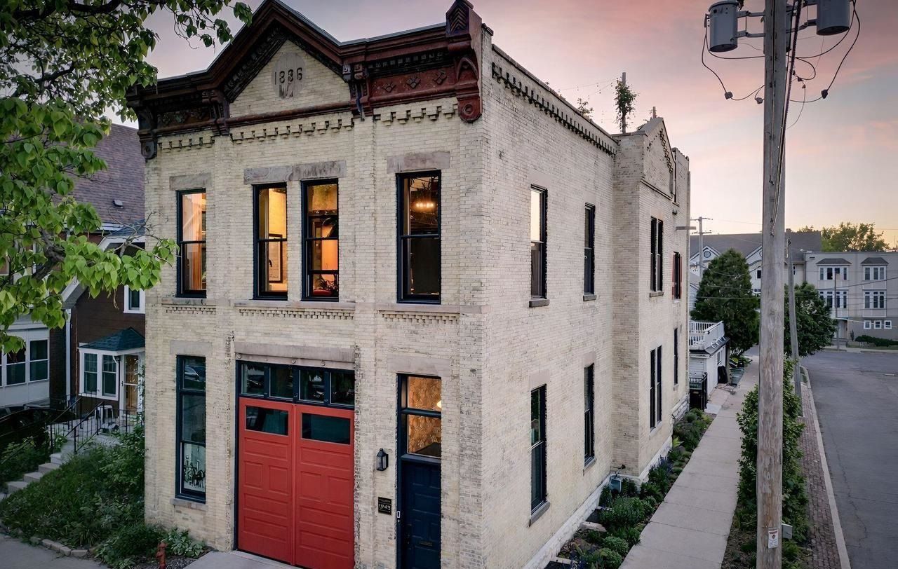 Hictoric Firehouse To Extraordinary Residence