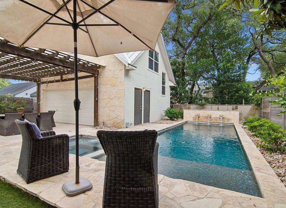 Elevated Living On A Rare Alamo Heights Estate