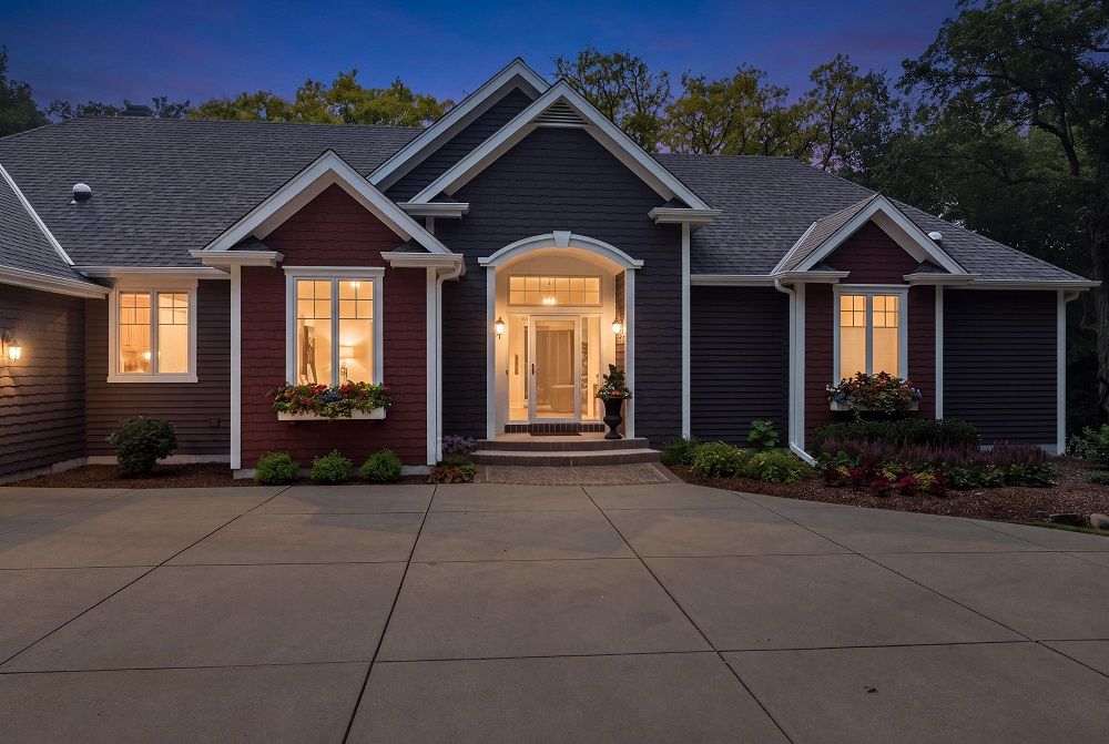 Luxury Walk-Out Ranch