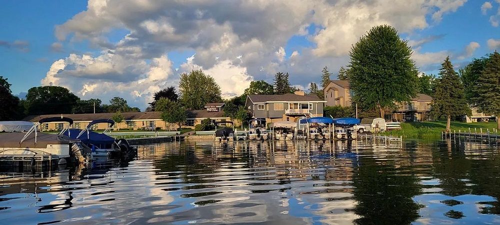 Now Selling Limited Lakefront Residences: The Legacy On The Bay - Green Lake, Wi