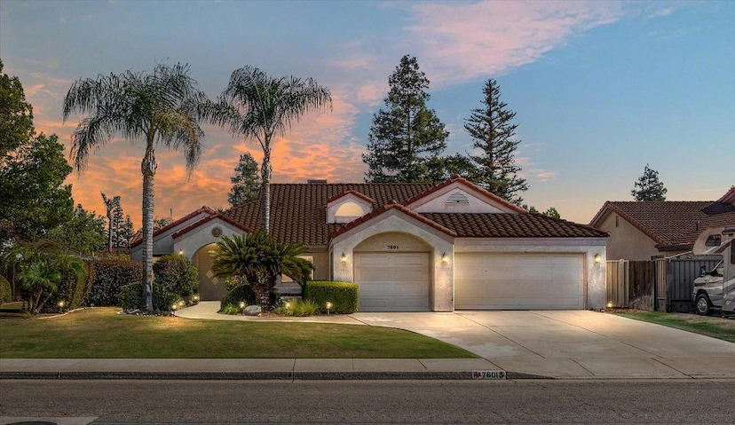 7601 Live Oak Way