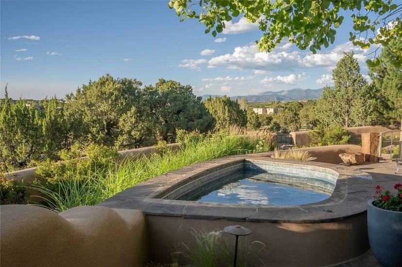 Live The Las Campanas Dream