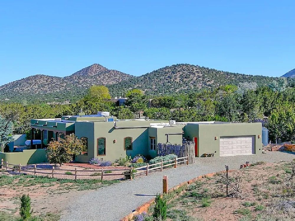 A Southwest Sanctuary With Modern Luxury And Panoramic Views