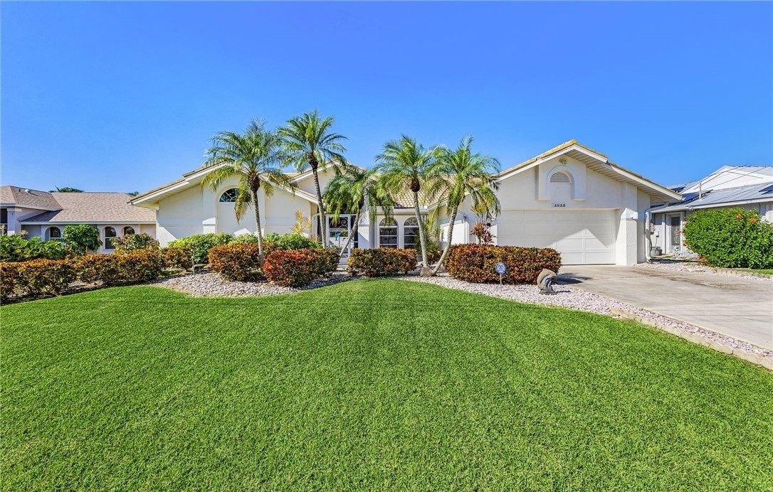 Your Private Florida Oasis Awaits
