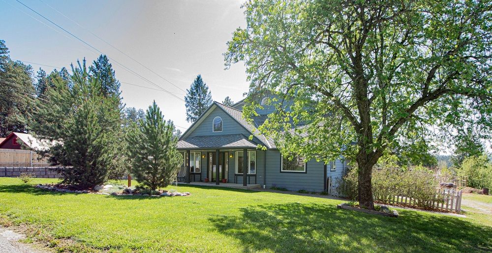 Spacious, Stylish & Ideally Located – Just Steps From The Hospital