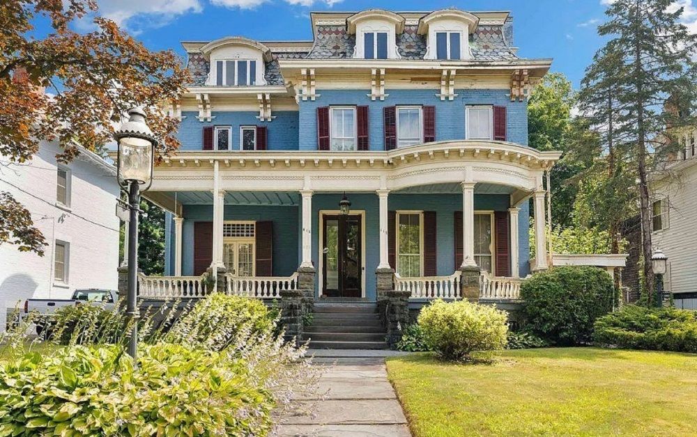 Historic Grandeur