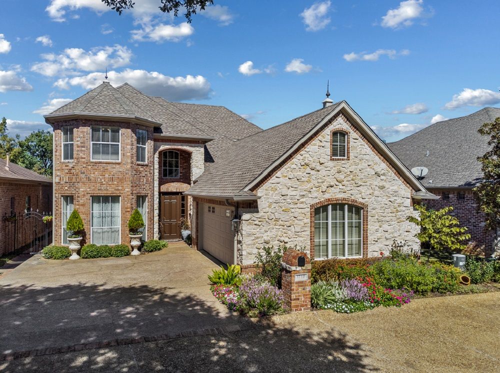 1719 H G Mosley Pkwy