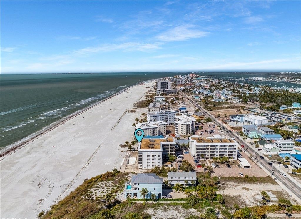 2650 Estero Blvd 504