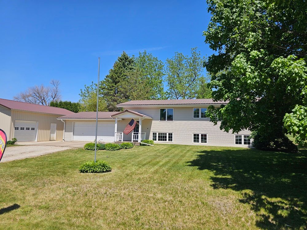 96 Highland Ave