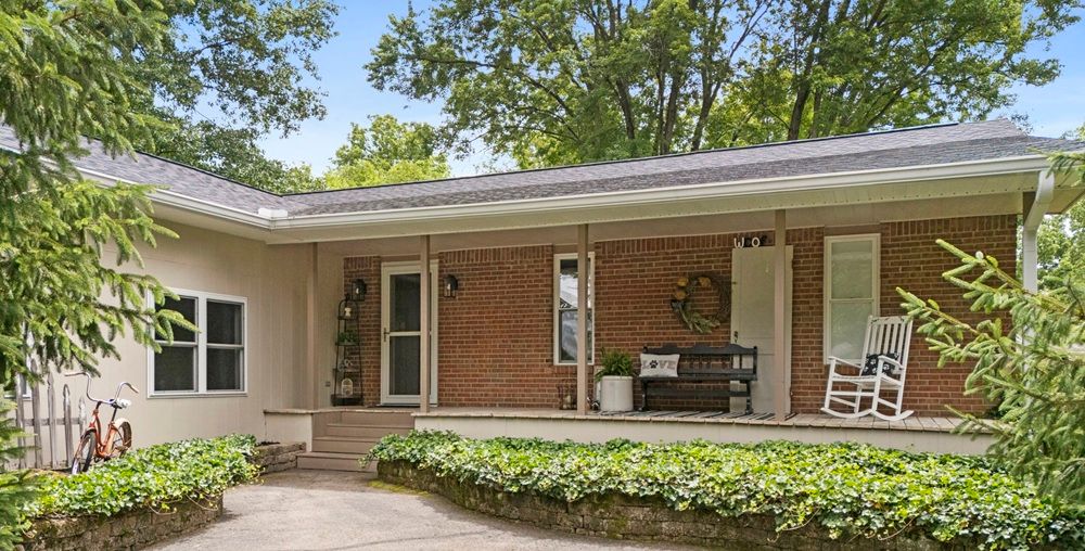 195 Autumnwood Court