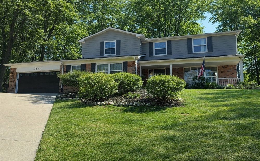 1811 Campus Ct