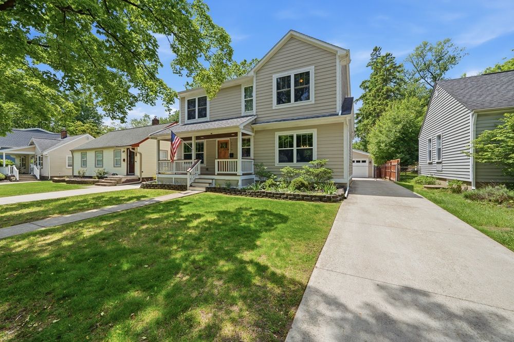 1219 Ferris Ave