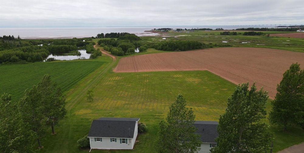 Huge Price Reduction On This Fantastic 65.2 Acre Waterfront Retreat