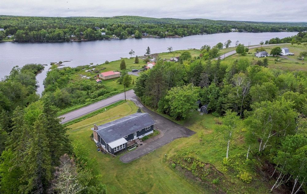 Private Waterfront Paradise Awaits