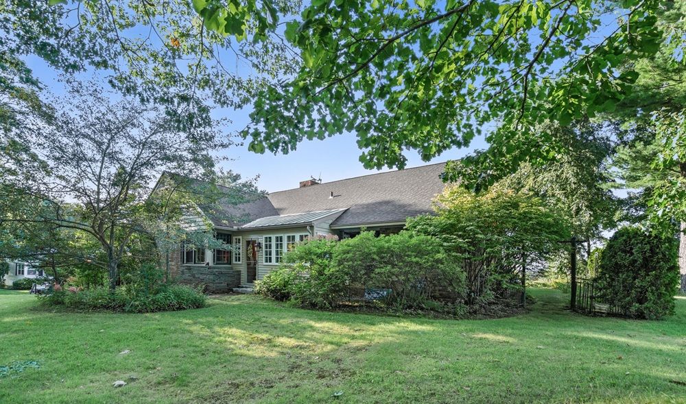 1047 Niskayuna Road