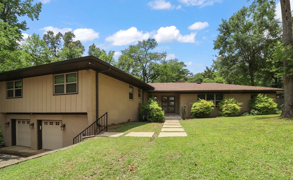 Timeless Living In Longview