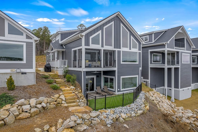 Stunning Lakefront Home