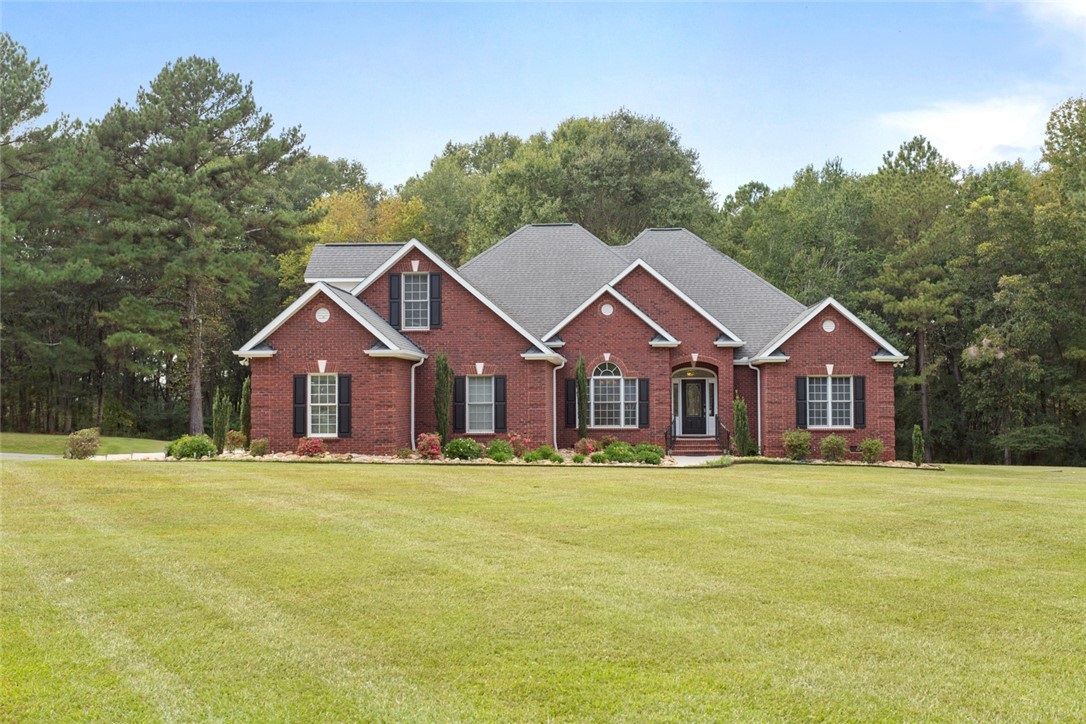 1421 Stringer Rd