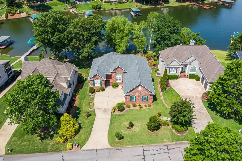 Lakefront Living At Its Finest