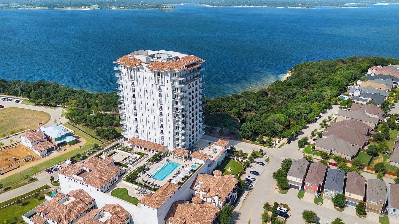 Lakeside Luxury