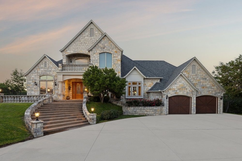 204 Covered Bridge Dr