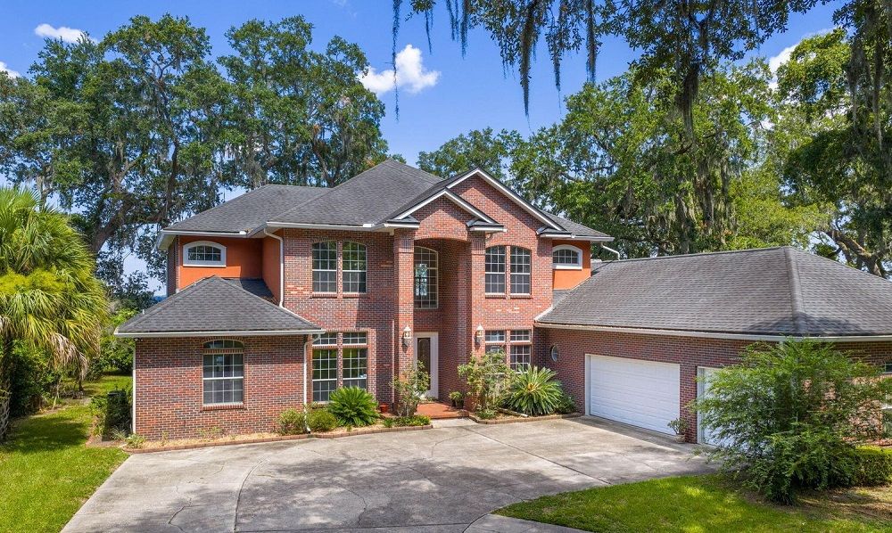 Beautiful Brick Home On The St Johns River