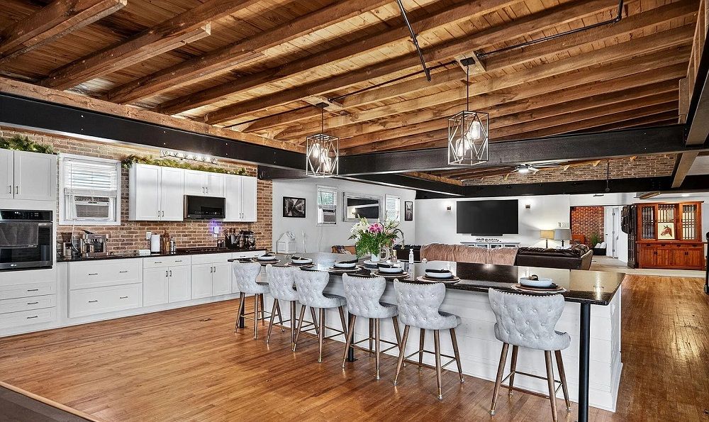 2.64-Acre Luxury Retreat & Event Venue