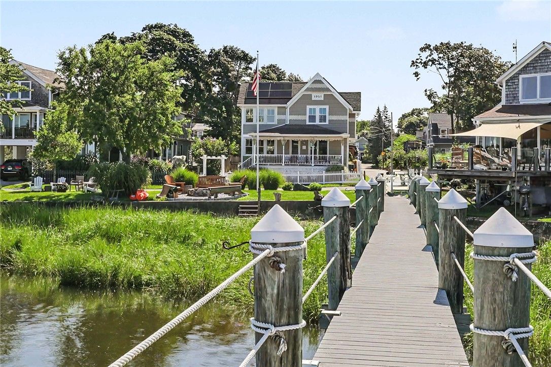 Historic Water front Victorian