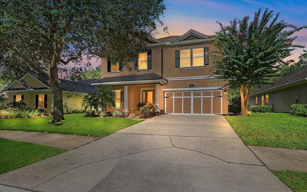 915 Brookhaven Dr